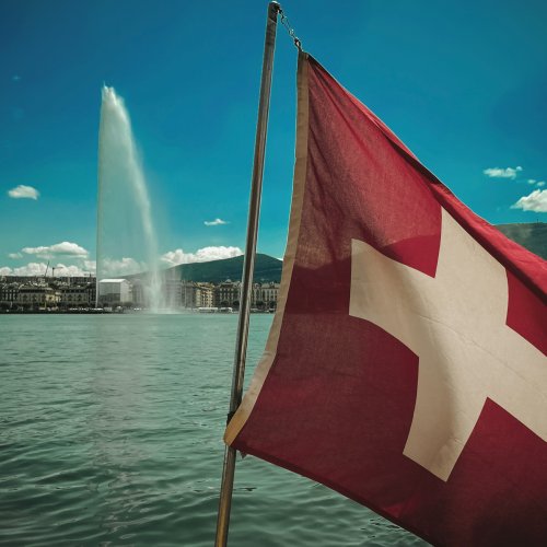 Фонтан Же-До (Jet d'Eau)