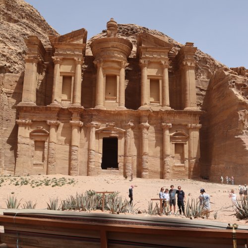 Фотография Петра: высеченный в скалах город набатеев