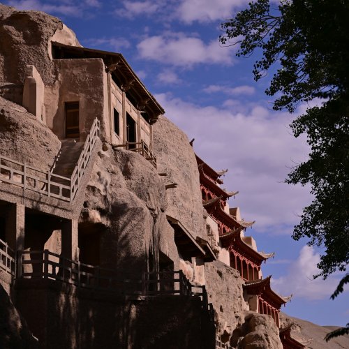 Пещеры Могао (Пещеры тысячи Будд), Дуньхуан