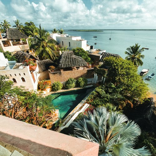 Красивый вид с одной из вилл в Ламу